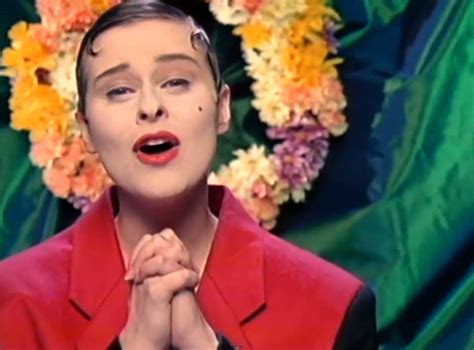 lisa stansfield people hold on